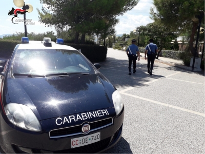 Policoro (MT): Strappa di mano la borsa ad una donna e fugge. I Carabinieri lo individuano e lo arrestano